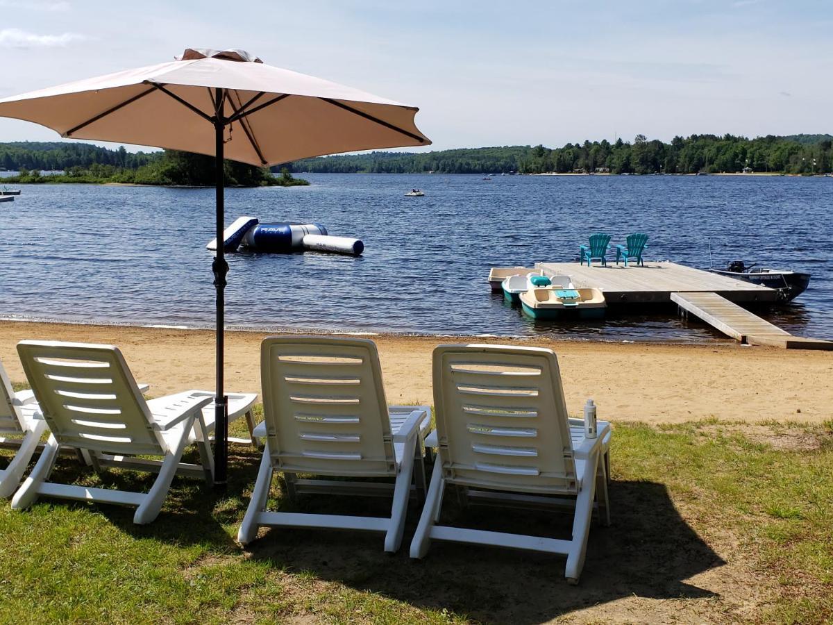 Parkway Cottage Resort And Trading Post Dwight Buitenkant foto